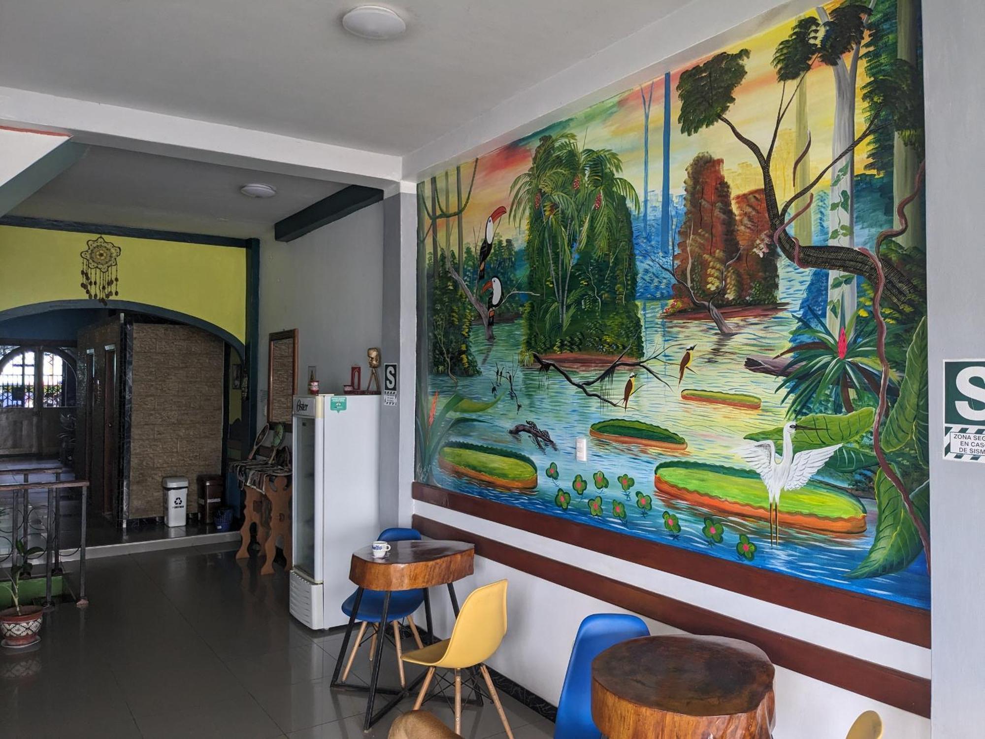 Amazon Dream Hostel With Ac And Starlink イキトス エクステリア 写真