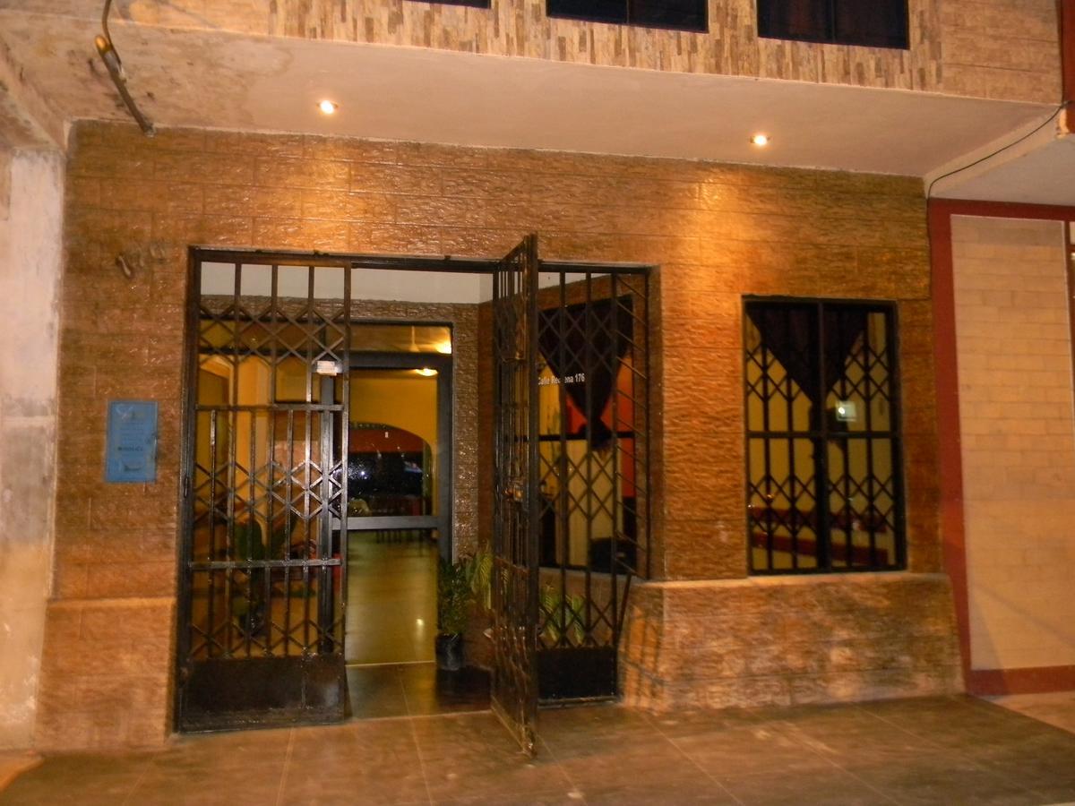 Amazon Dream Hostel With Ac And Starlink イキトス エクステリア 写真